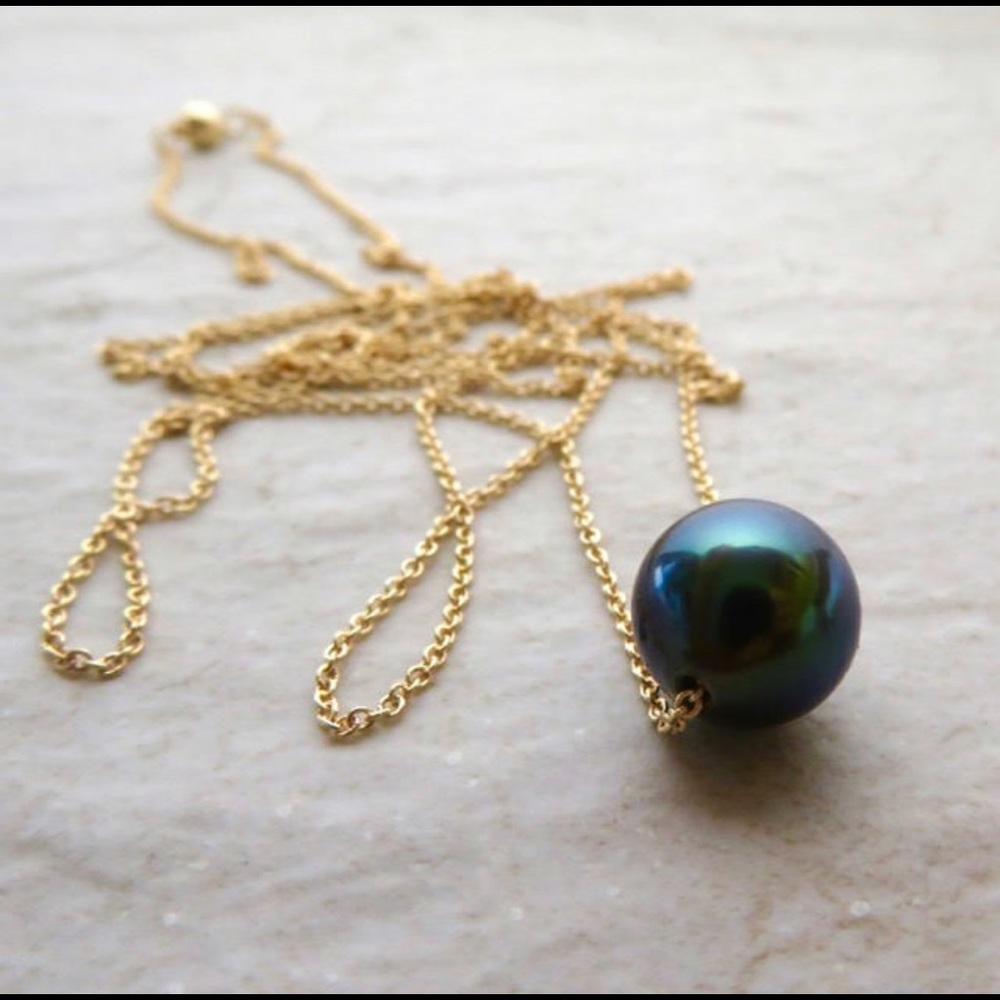 Tahitian Pearl Necklace